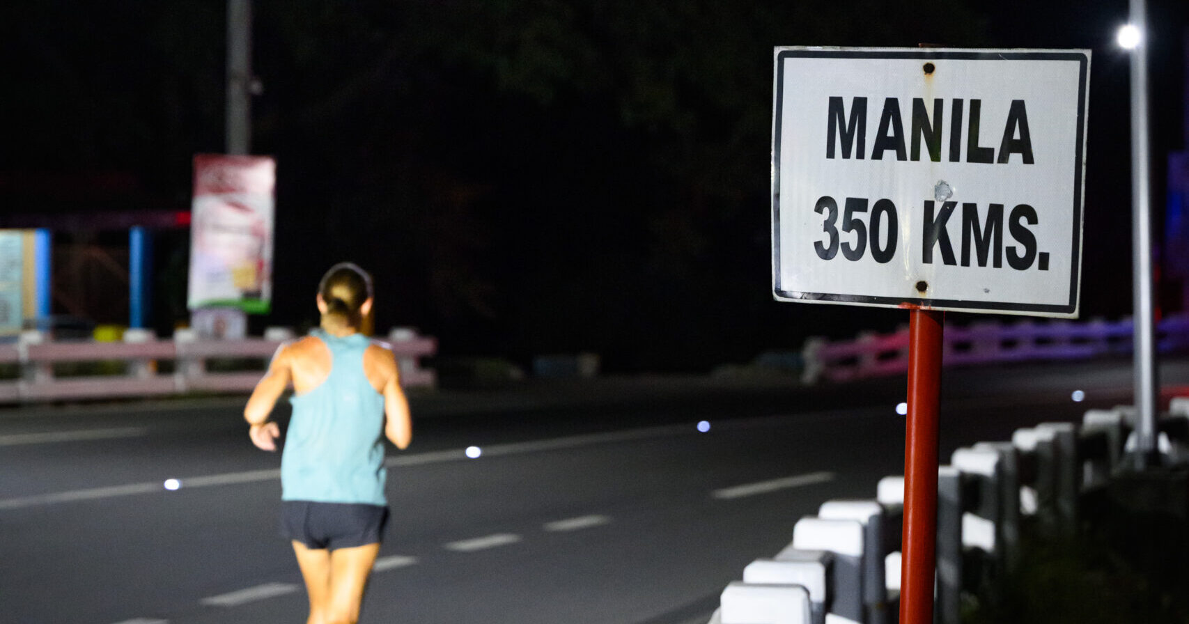 Watch this Australian ultra-marathoner finish her 1,000km run in BGC